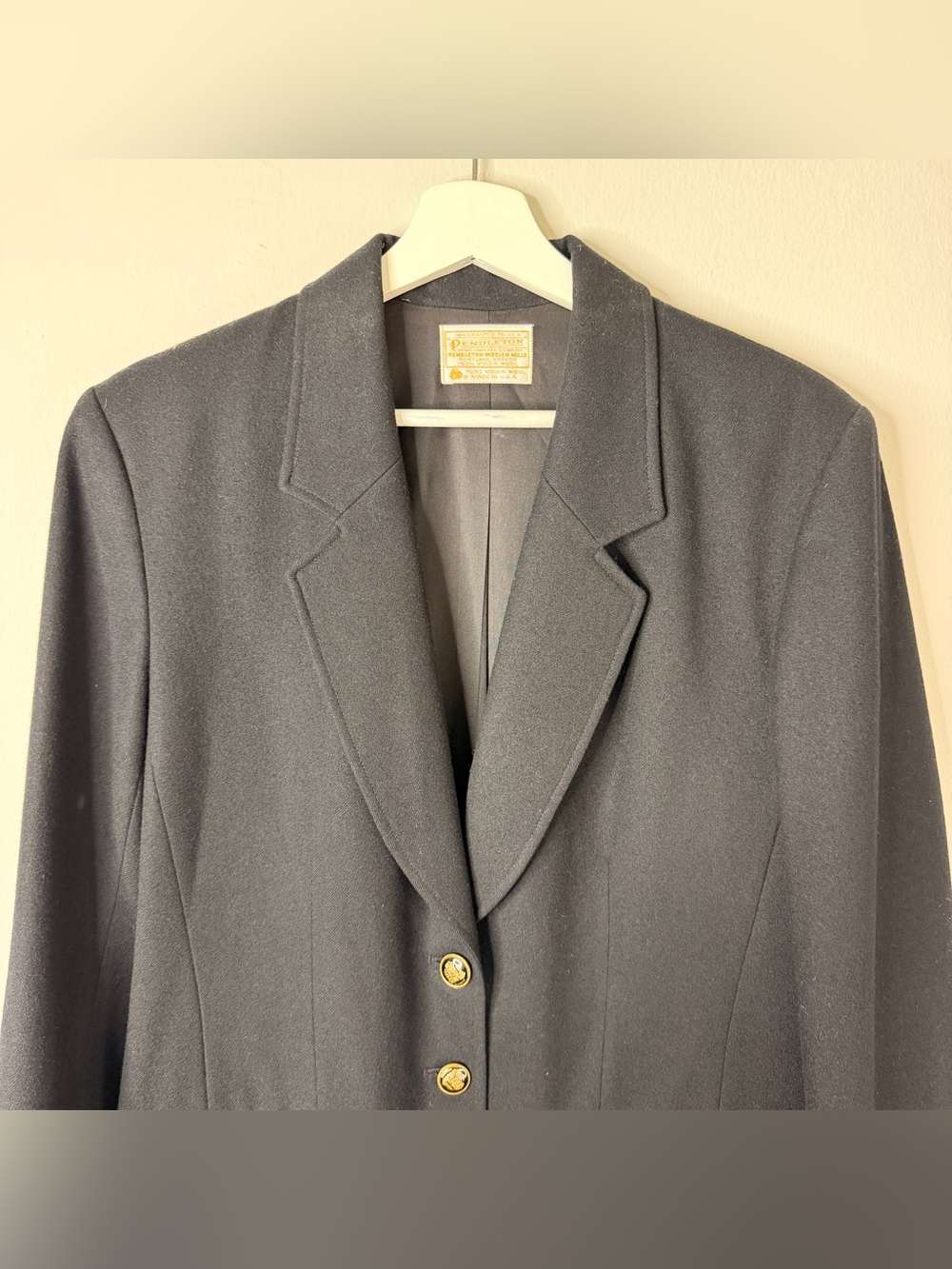 Vintage Pendleton 100% Virgin Wool Black Blazer Gold Buttons Lined USA Size 6 - Picture 6 of 14